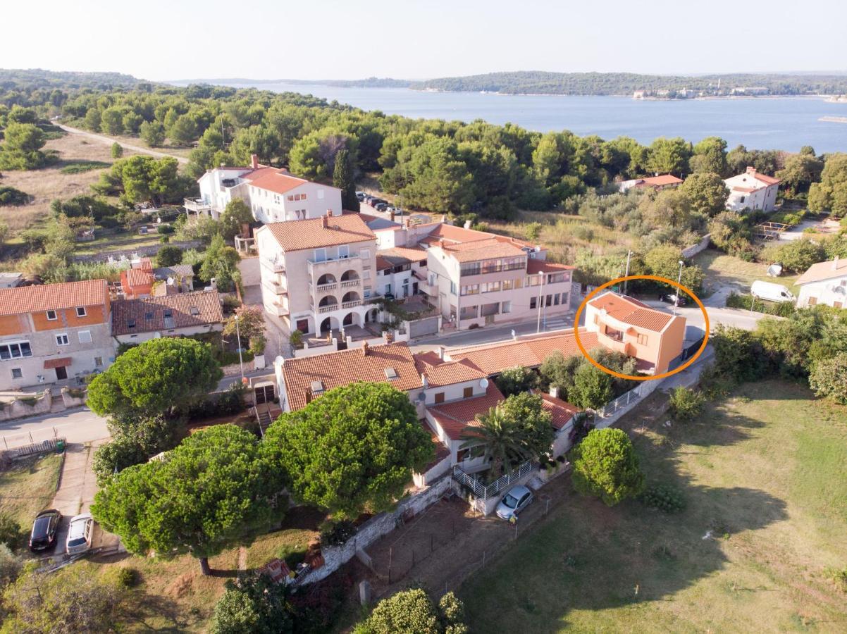 Apartments Petra Near Beach Veruda Exterior foto